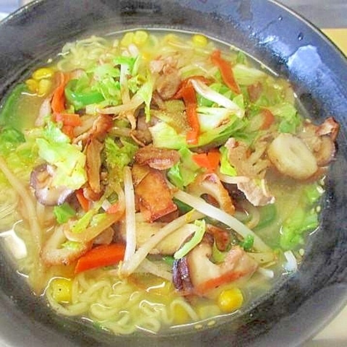 野菜たっぷりインスタント塩ラーメン